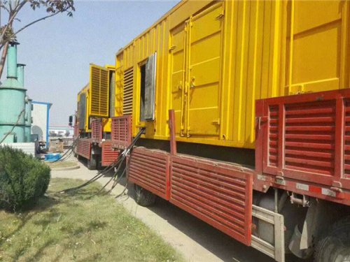 丁青计算 200KW 柴油发电机油耗时，需要考虑哪些因素？