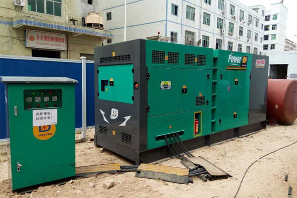 丁青为什么夏季要重点检查发电机组的燃油系统密封性？
